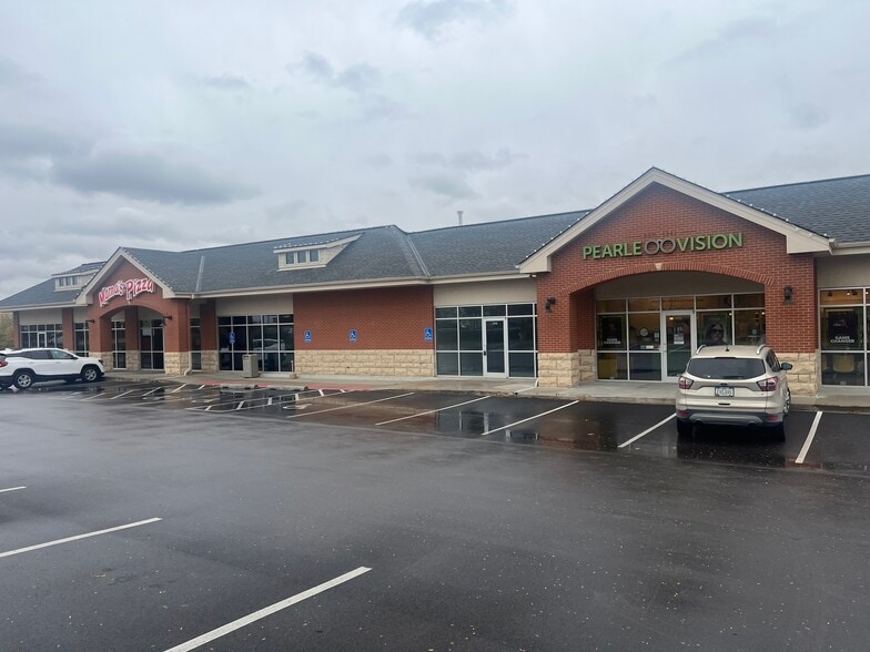 8146 S 96th St, La Vista, NE à louer - Photo du bâtiment - Image 2 de 8