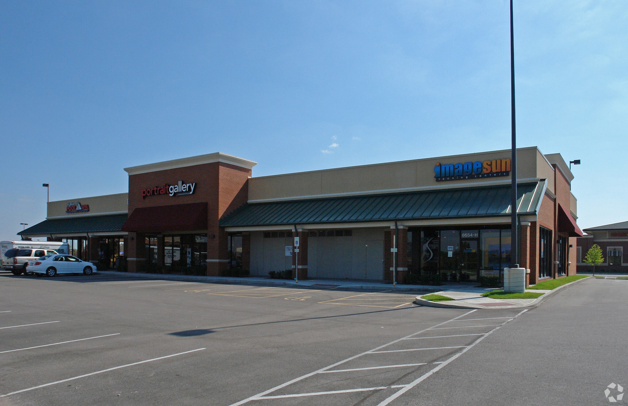 6625-6679 Edwardsville Crossing Dr, Edwardsville, IL for lease Primary Photo- Image 1 of 3