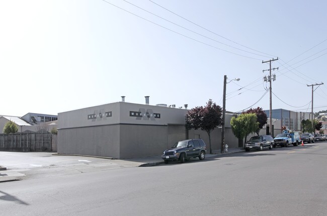 Plus de détails pour 2525 Phelps St, San Francisco, CA - Industriel à louer