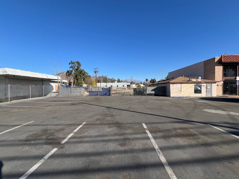 2705 Del Rosa Avenue North, San Bernardino, CA for lease - Building Photo - Image 1 of 7