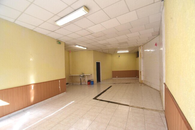 More details for Plaça Llarga, Vilanova i la Geltrú - Retail for Lease