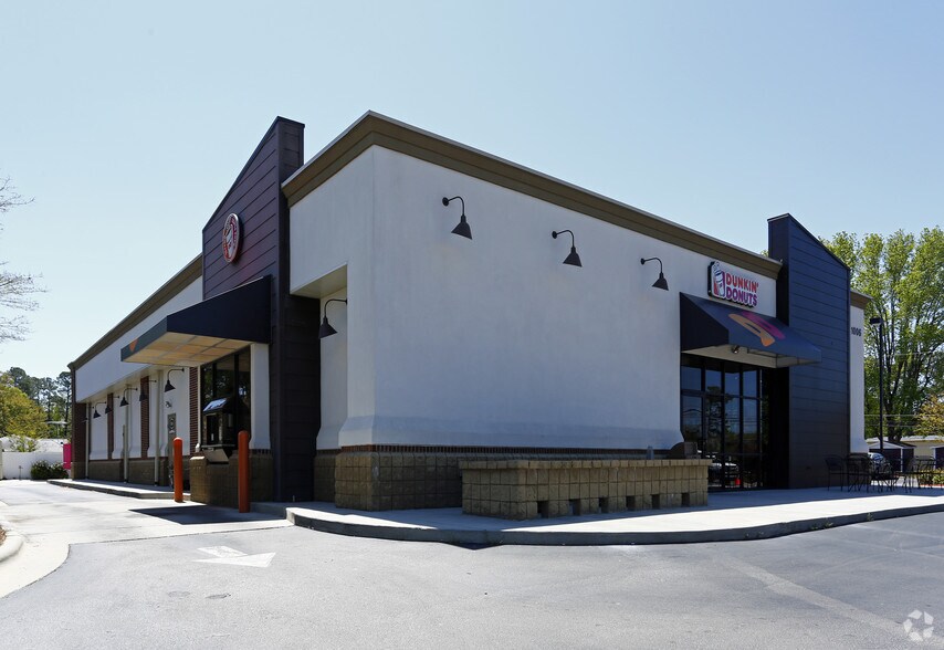 1006 N Brightleaf Blvd, Smithfield, NC à louer - Photo du bâtiment - Image 3 de 4