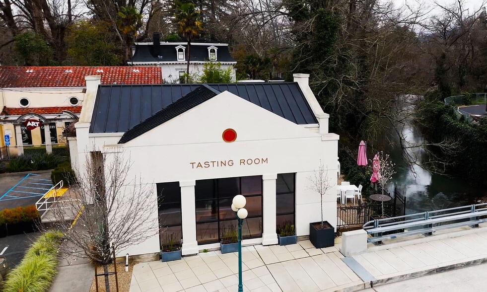 1255 Lincoln Ave, Calistoga, CA à louer - Photo du bâtiment - Image 3 de 11