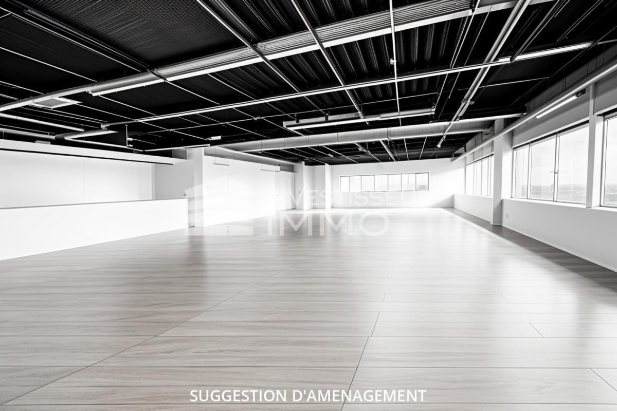 Office in Noisy Le Grand for lease Interior Photo- Image 1 of 3