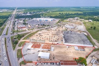 Plus de détails pour 1608 W Moore Ave, Terrell, TX - Commerce de détail à vendre