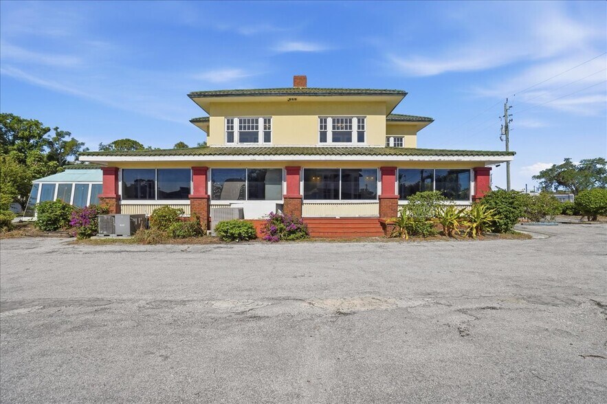 337 8th Ave W, Palmetto, FL à vendre - Photo du bâtiment - Image 3 de 29