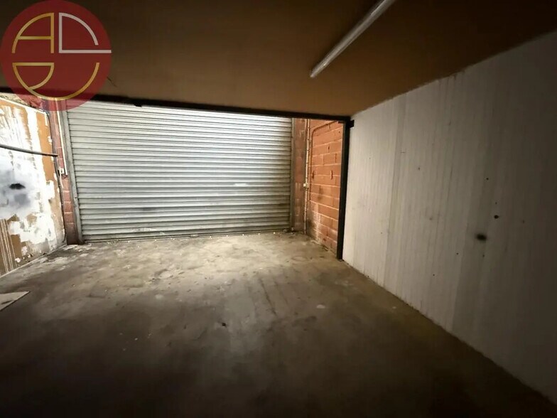 Retail in Saint-Orens-de-Gameville for lease - Interior Photo - Image 3 of 9