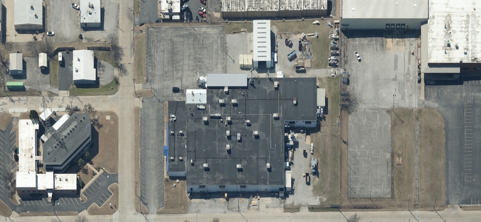 1402 S 69th East Ave, Tulsa, OK for sale - Building Photo - Image 3 of 8