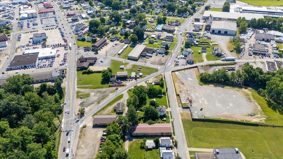 1236 7th St, Parkersburg, WV for sale - Building Photo - Image 2 of 8