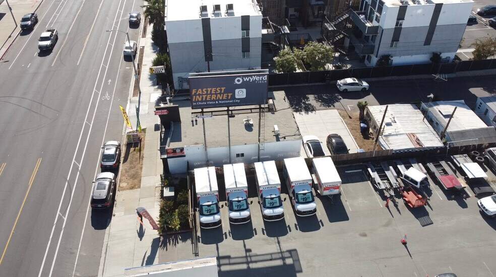 246 Broadway, Chula Vista, CA à vendre - Photo du bâtiment - Image 3 de 15