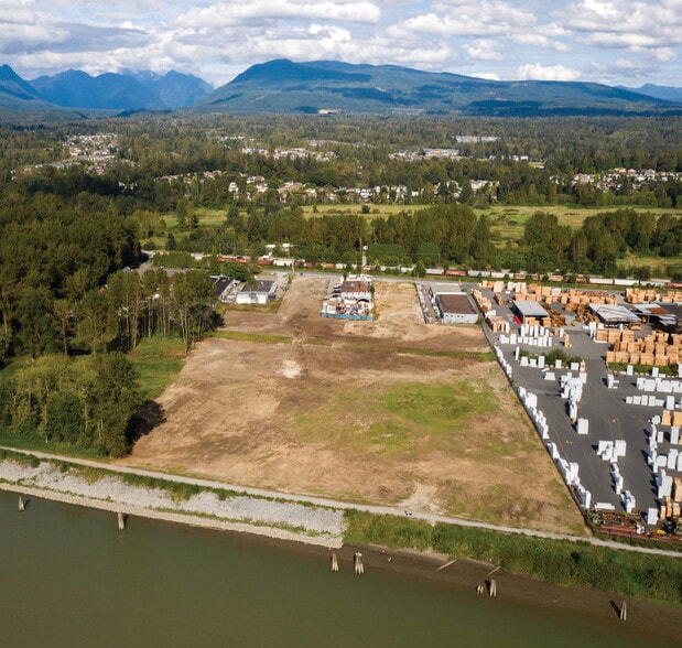 23296 River Rd, Maple Ridge, BC à louer - Aérien - Image 3 de 3