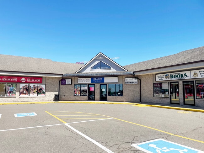 Plus de détails pour 630 Pinewood Rd, Riverview, NB - Commerce de détail à louer