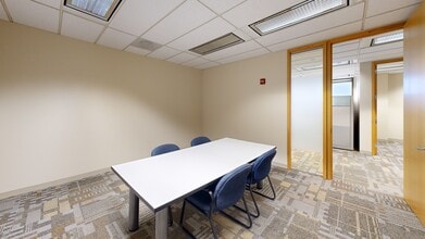 1111 E Touhy Ave, Des Plaines, IL à louer Numérisation 3D de Matterport- Image 1 de 3