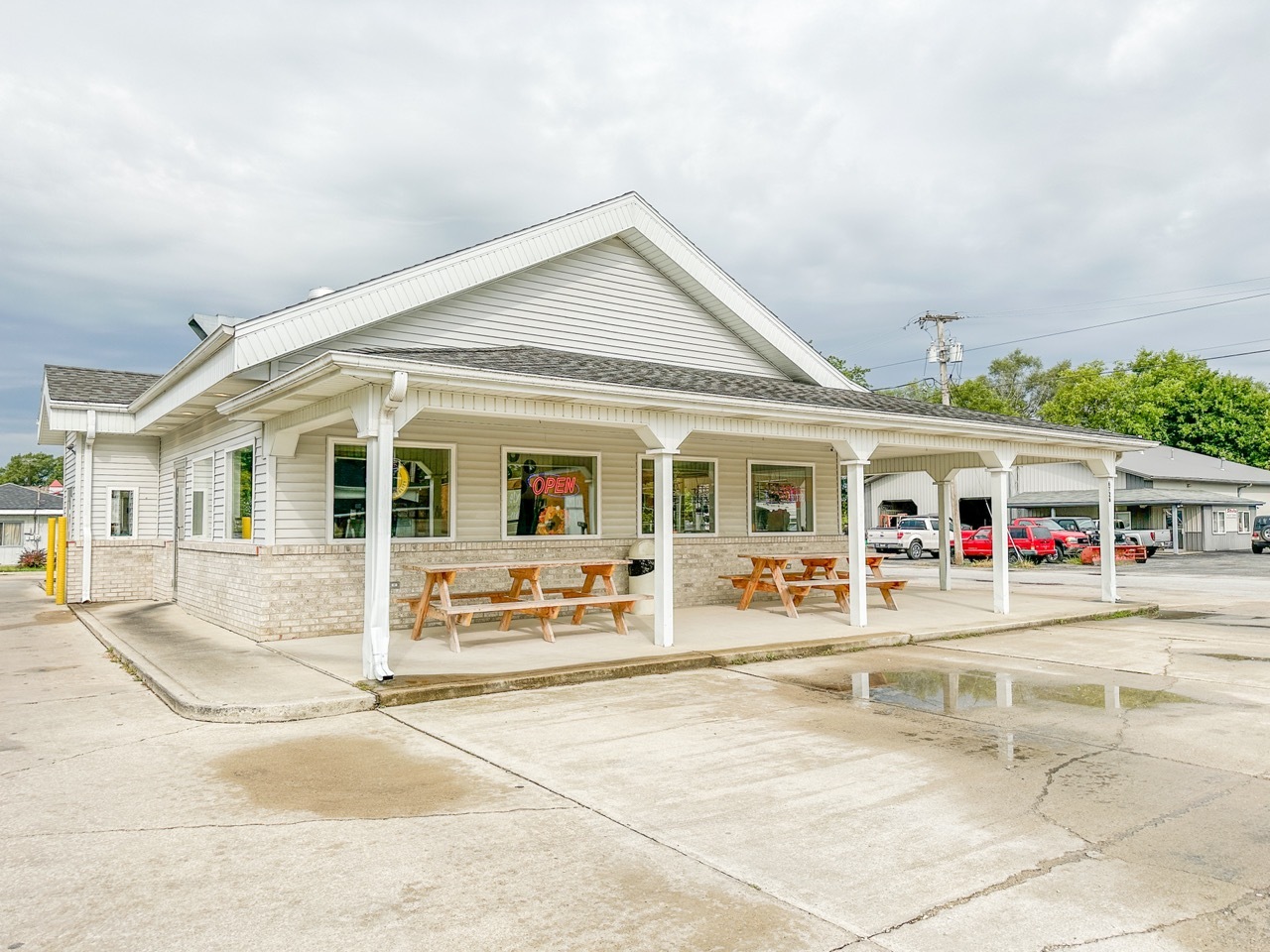 6726 State Route 1, Saint Anne, IL for sale Building Photo- Image 1 of 1