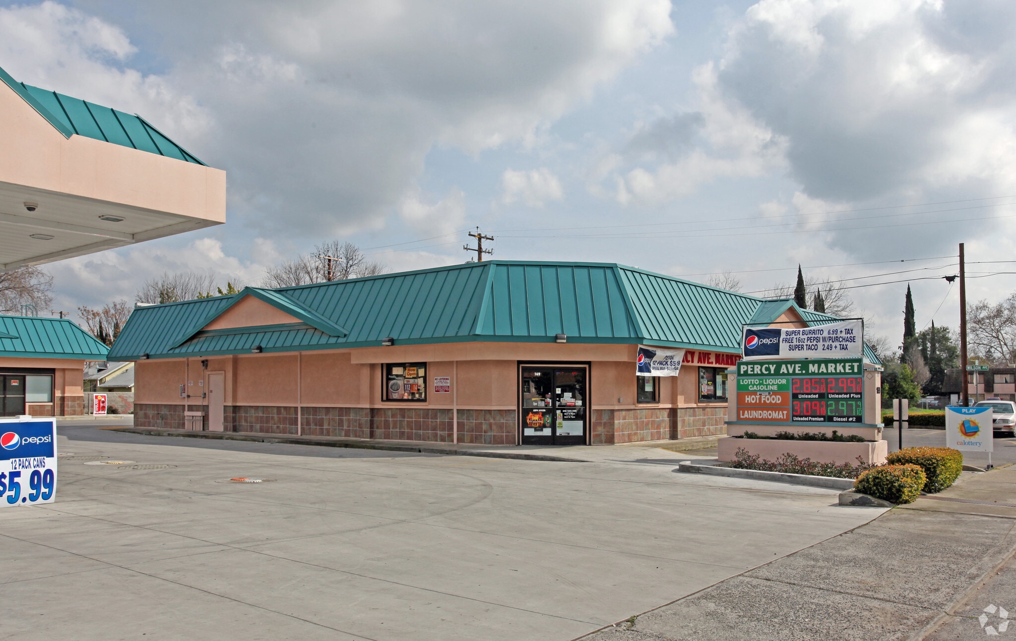 169 Percy Ave, Yuba City, CA à vendre Photo principale- Image 1 de 13