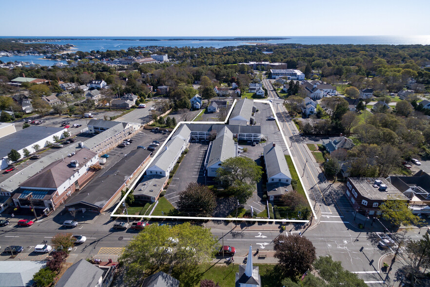 473 Main St, Hyannis, MA à vendre - Photo du bâtiment - Image 1 de 1