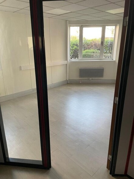 213 Rue De Gerland, Lyon à louer - Photo intérieure - Image 3 de 9