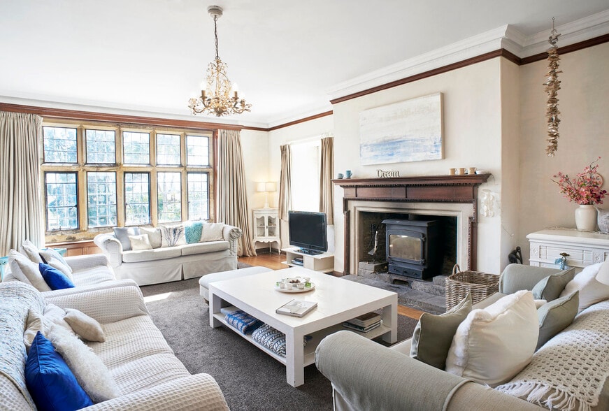 Down Ln, Georgeham for sale - Interior Photo - Image 3 of 33