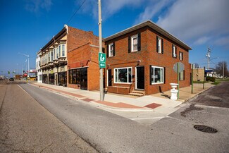 Plus de détails pour 123 E Union Ave, Litchfield, IL - Commerce de détail à vendre