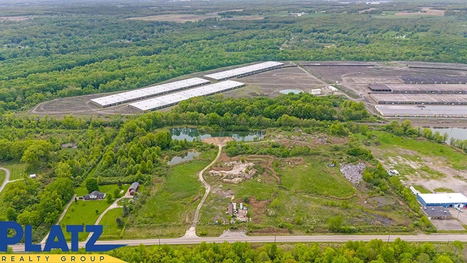 1780 Warren Ave, Niles, OH à vendre - Photo du bâtiment - Image 2 de 4