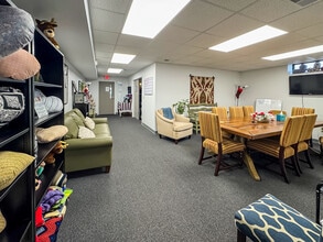 13 Haywood Office Park, Waynesville, NC à louer Photo intérieure- Image 2 de 6