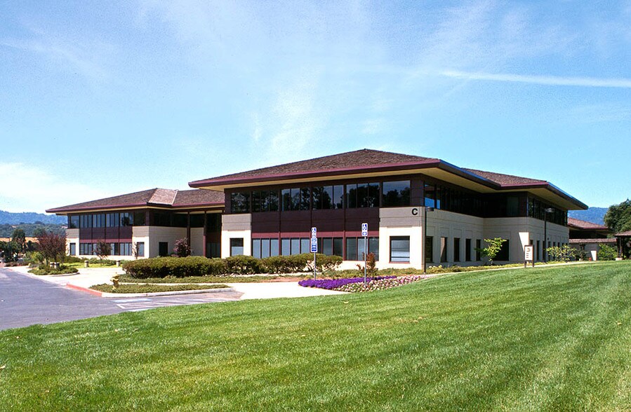 2725 Sand Hill Rd, Menlo Park, CA à louer - Photo du bâtiment - Image 3 de 15