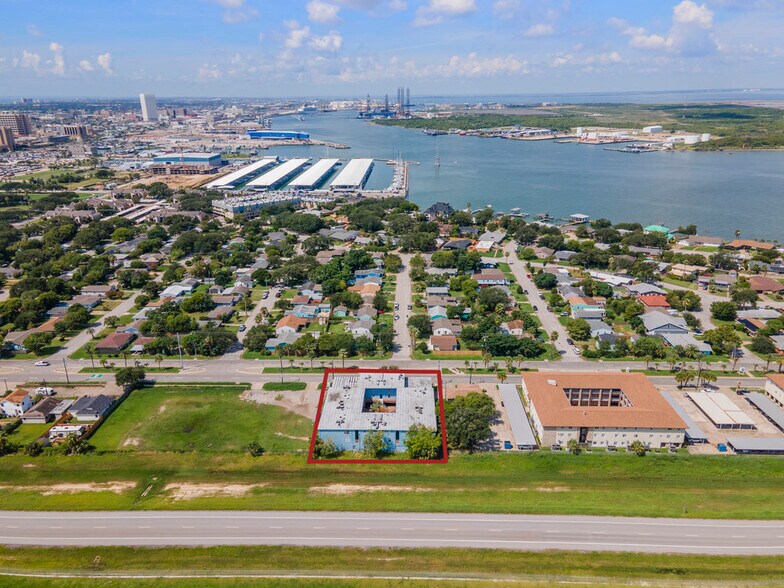 610 Ferry Rd, Galveston, TX à vendre - Aérien - Image 2 de 66