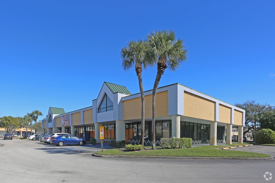 6186-6288 S Congress Ave, Lantana, FL for lease - Building Photo - Image 2 of 16
