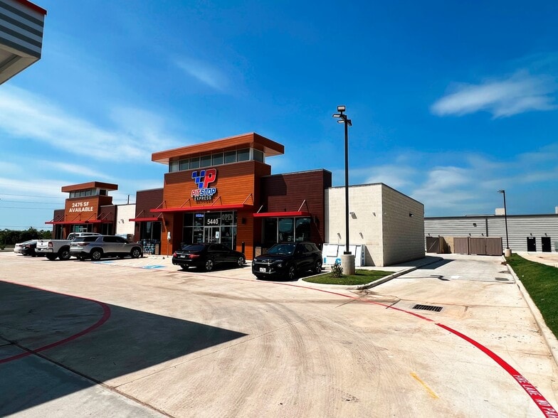 5440 FM 359 Rd, Brookshire, TX for lease - Building Photo - Image 3 of 5