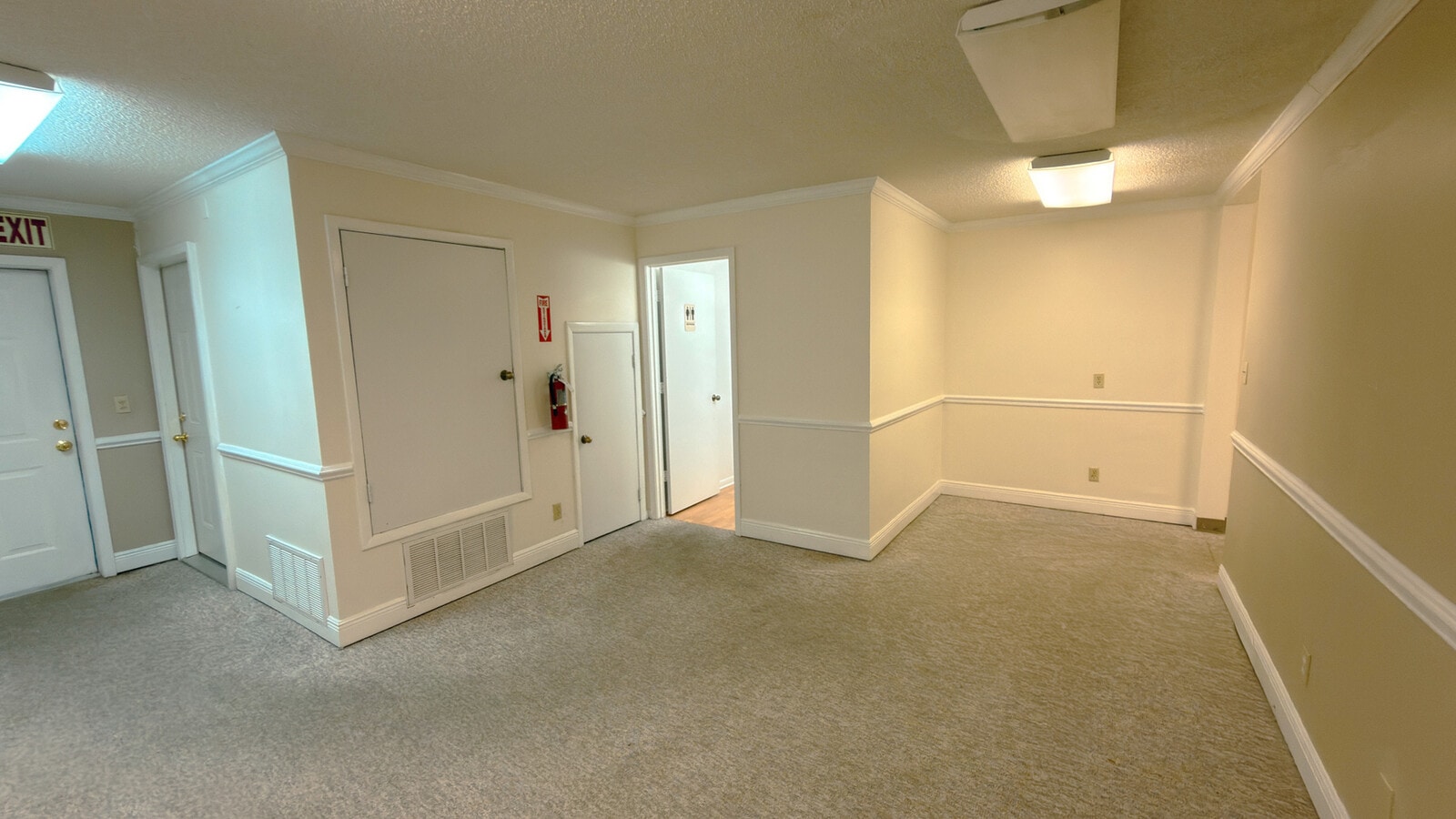 4400 Bayou Blvd, Pensacola, FL 32503 - Unit 13 - - Interior Photo - Image 2 of 6