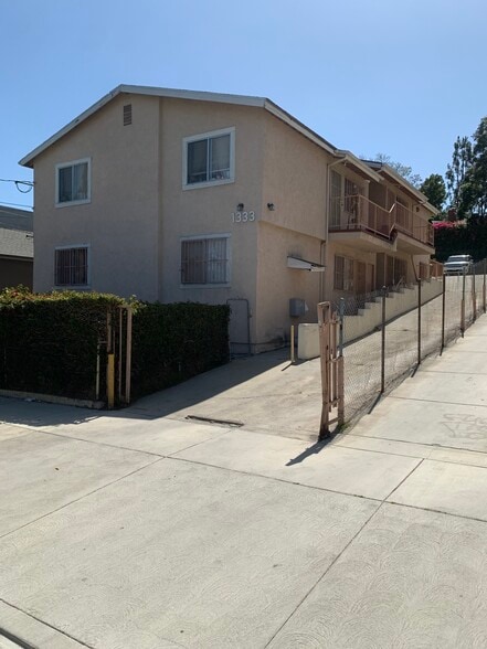 1333 Bates Ave, Los Angeles, CA à vendre - Photo du bâtiment - Image 1 de 7