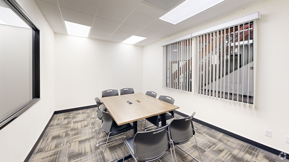 15405 SW 116th Ave, King City, OR for lease - Matterport 3D Scan - Image 3 of 26