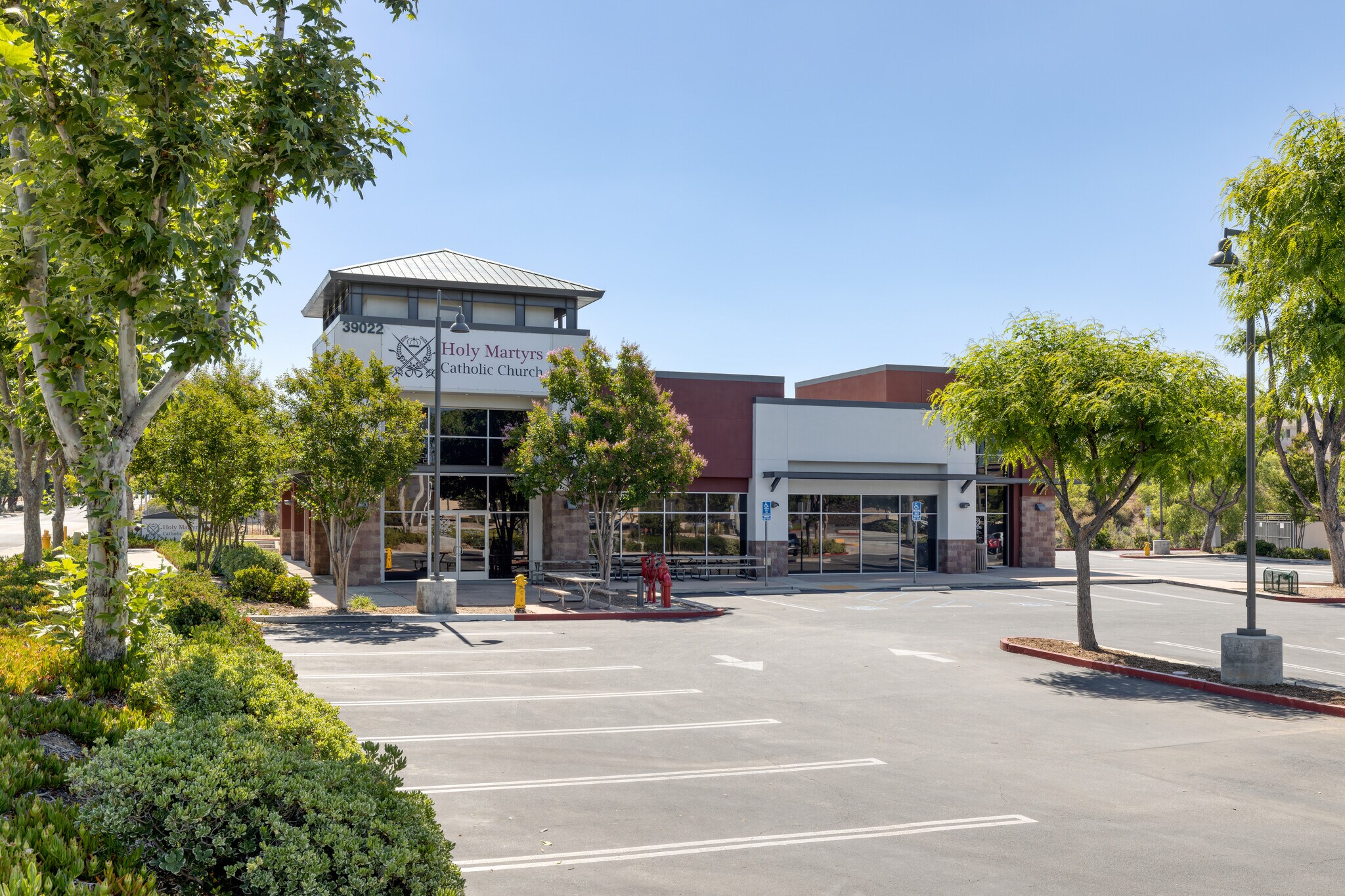 39022-39044 Sky Canyon Dr, Murrieta, CA for lease Primary Photo- Image 1 of 5
