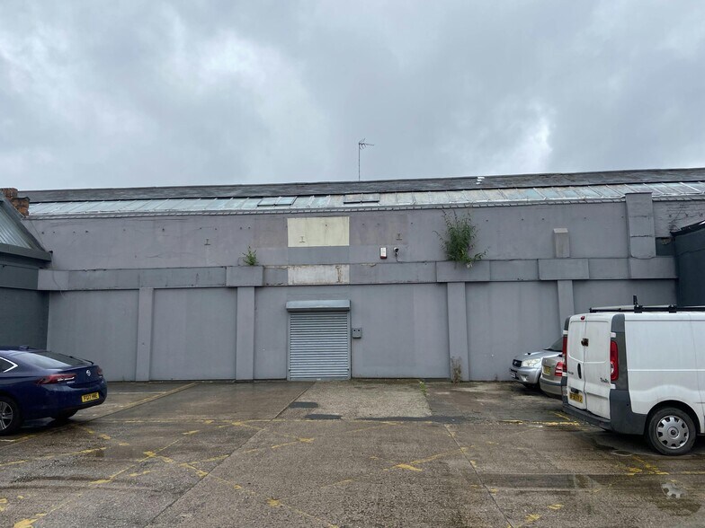 19 Maplebeck Close, Coventry for lease - Building Photo - Image 1 of 7