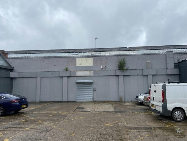 Plus de détails pour 19 Maplebeck Close, Coventry - Industriel à louer