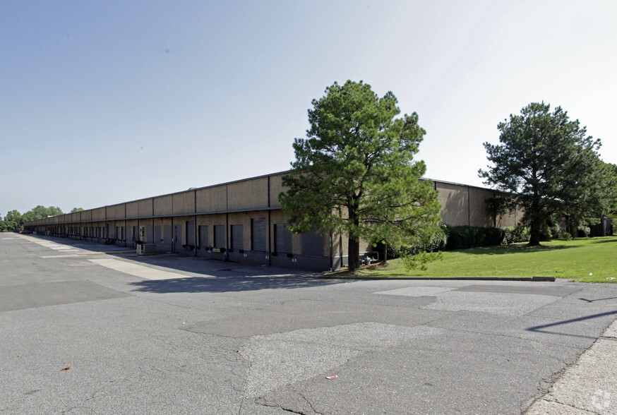 444 Winchester Rd, Memphis, TN for lease - Primary Photo - Image 1 of 4