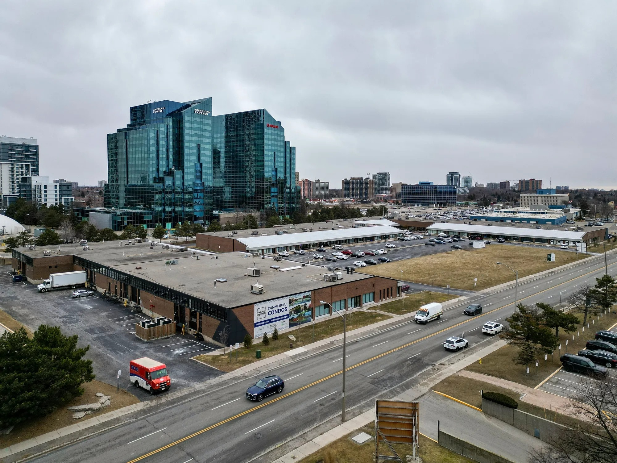 306-422 Consumers Rd, Toronto, ON for lease Primary Photo- Image 1 of 3