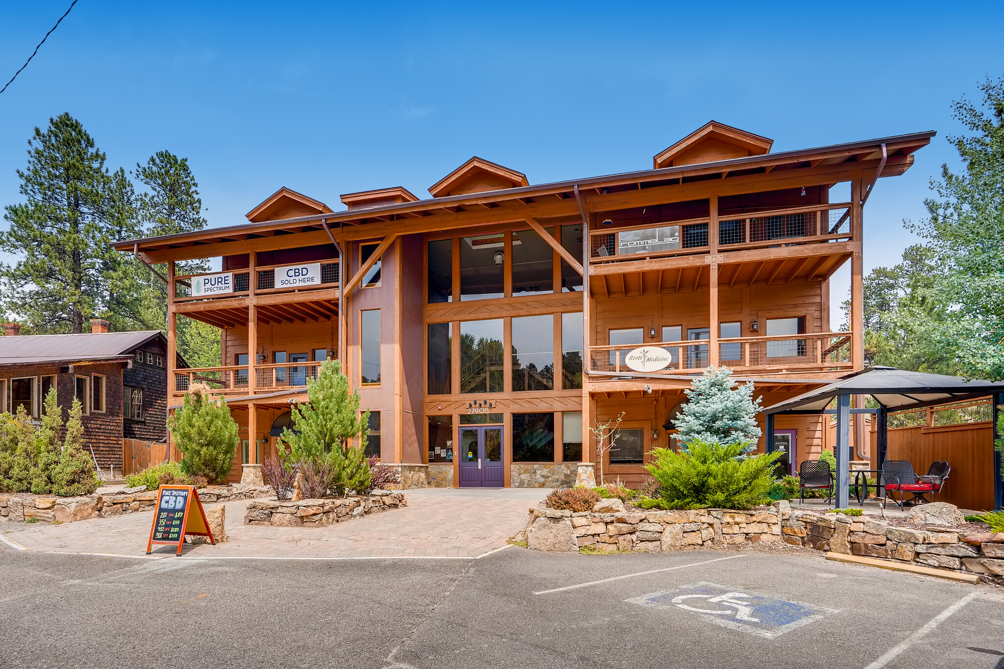 27905 Meadow Dr, Evergreen, CO for lease Building Photo- Image 1 of 14