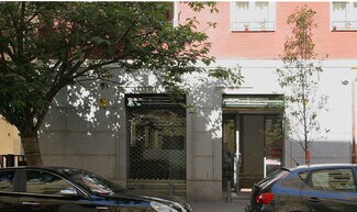 Plus de détails pour Multi-résidentiel à vendre