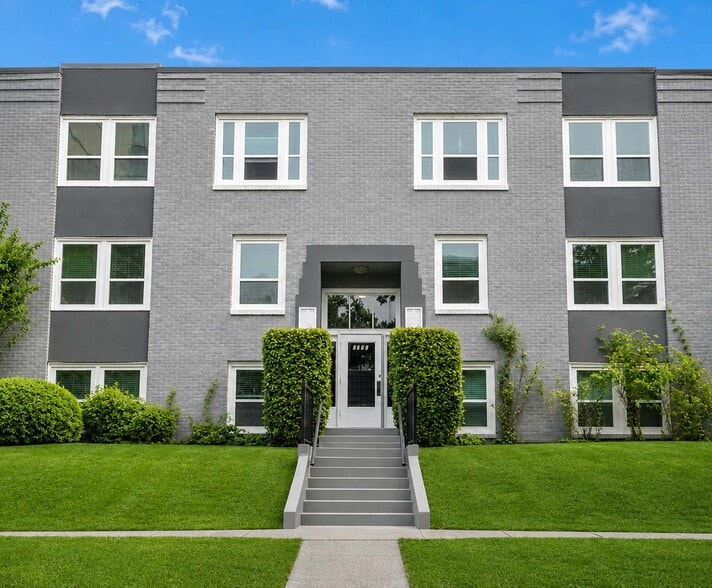 1235 Burnaby St, Vancouver, BC for sale - Building Photo - Image 2 of 6