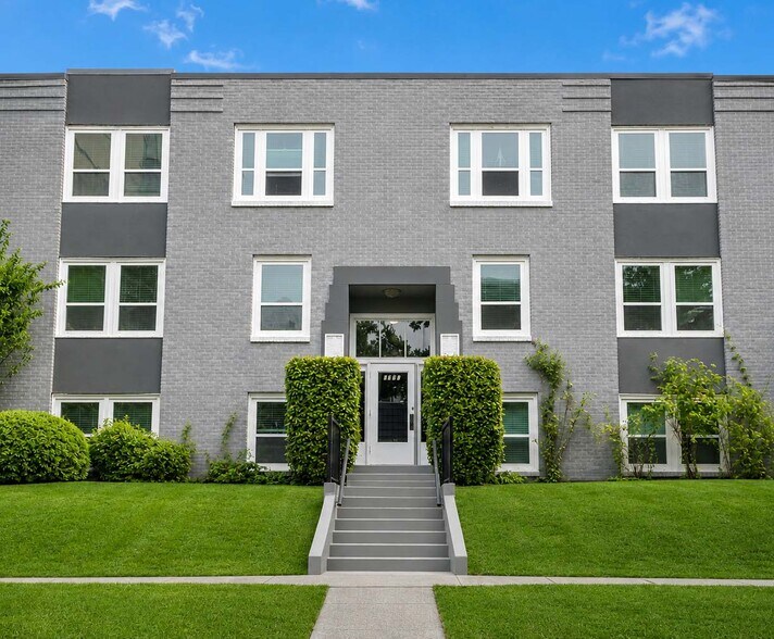 1235 Burnaby St, Vancouver, BC à vendre - Photo du bâtiment - Image 2 de 6
