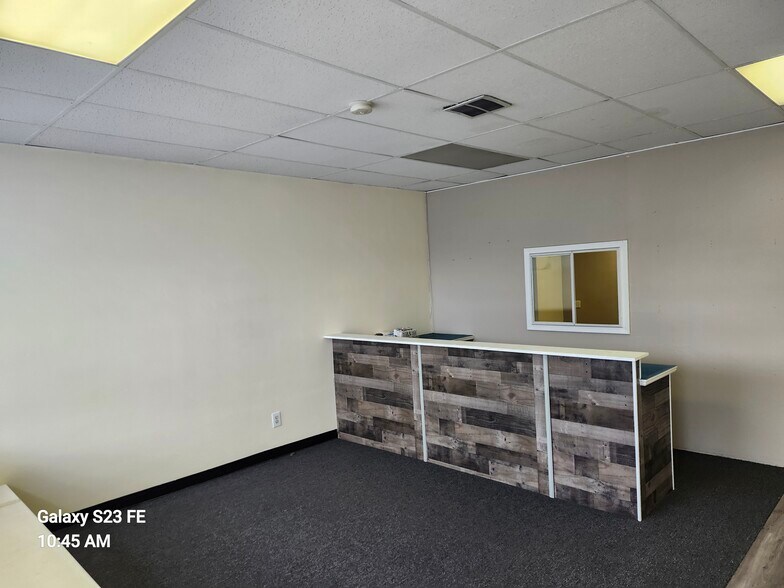 716 Macdade Blvd, Folsom, PA à vendre - Photo intérieure - Image 2 de 6