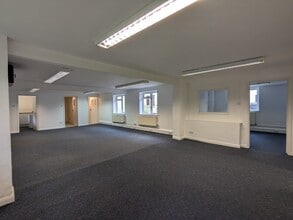 Loseley Park, Guildford for lease Interior Photo- Image 2 of 4