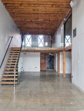 4667 Hollywood Blvd, Los Angeles, CA à louer Photo intérieure- Image 1 de 3