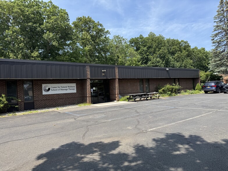 14 Computer Dr W, Colonie, NY for lease - Building Photo - Image 3 of 17
