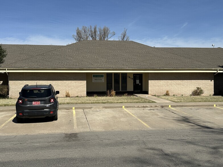 1810-1818 Kansas Ave, Woodward, OK à vendre - Photo principale - Image 1 de 2