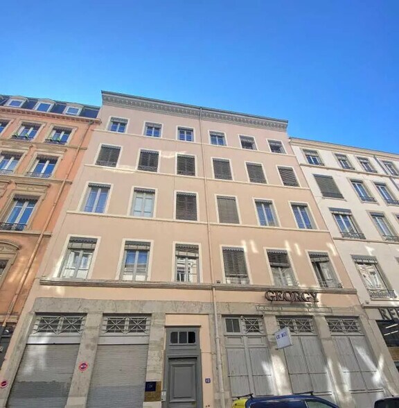Bureau dans Lyon à vendre - Photo du bâtiment - Image 1 de 13