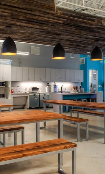 1705 Guadalupe St, Austin, TX à louer - Photo intérieure - Image 3 de 17