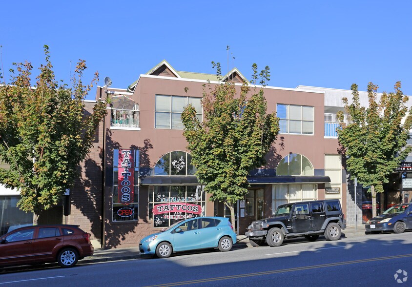 22337 Lougheed Hwy, Maple Ridge, BC à vendre - Photo principale - Image 1 de 1