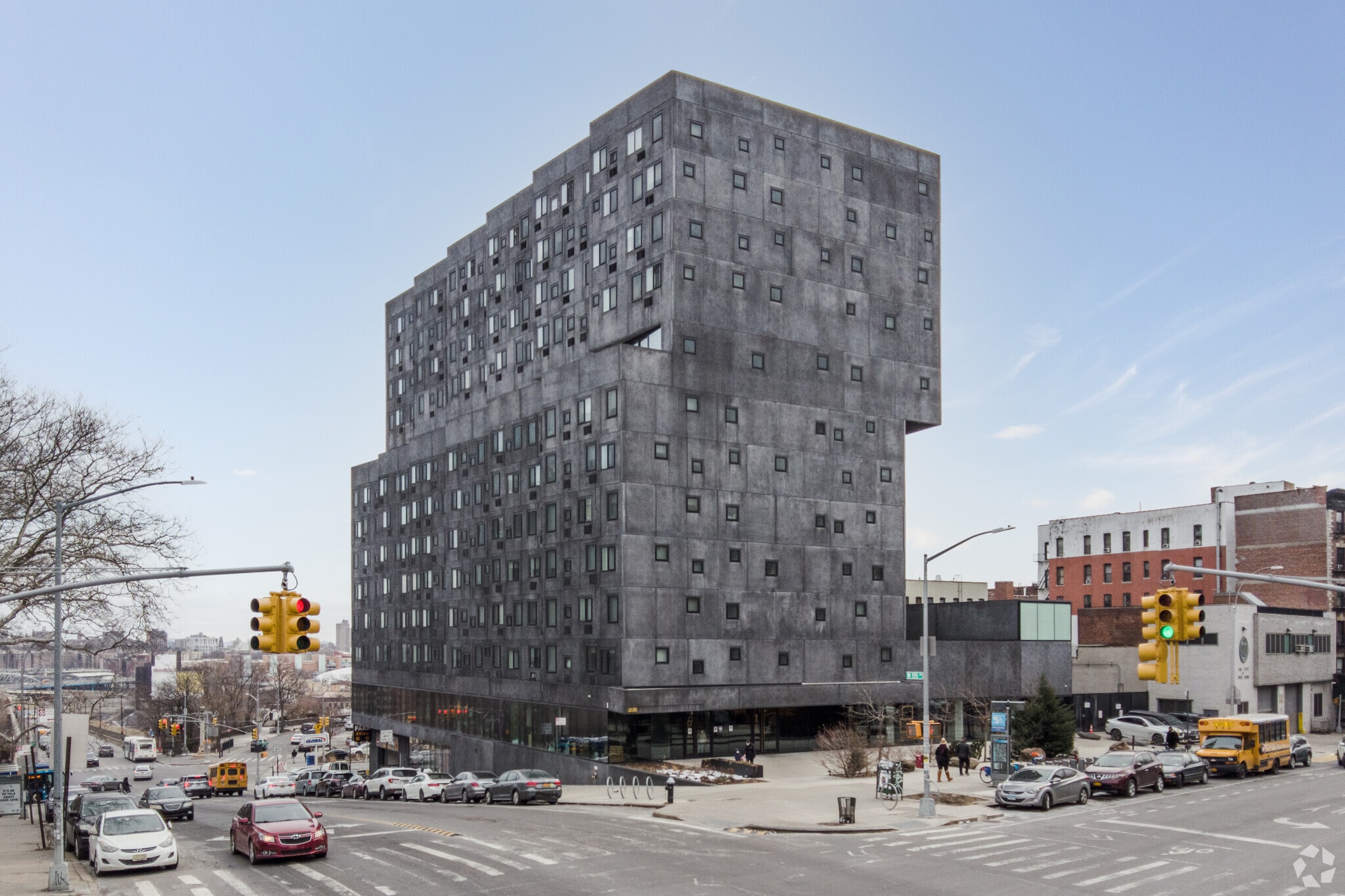 898 Saint Nicholas Ave, New York, NY for lease Primary Photo- Image 1 of 4